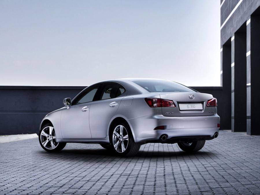  Lexus IS350 2011 года  (ZA) (фото 8 из 13)